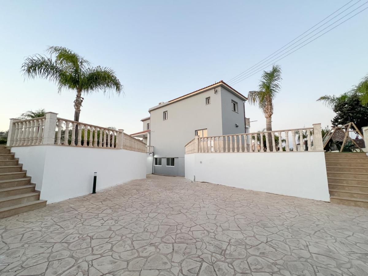 Grand Villa Lynn Seaview Айя-Напа Экстерьер фото
